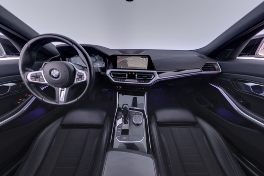 BMW 330 vaihtoauto