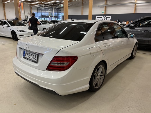 Mercedes-Benz C vaihtoauto
