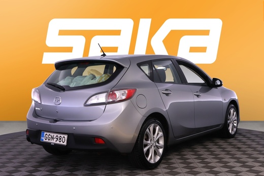 Mazda 3 vaihtoauto