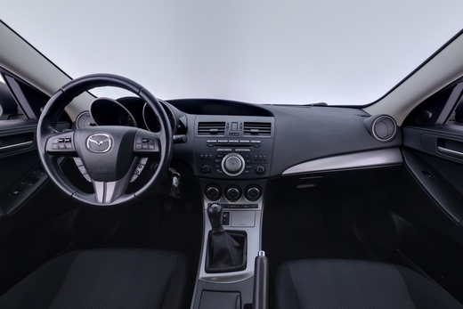 Mazda 3 vaihtoauto