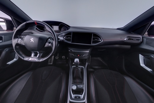 Peugeot 308 vaihtoauto