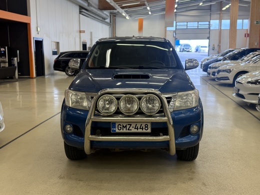 Toyota Hilux vaihtoauto