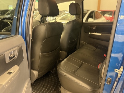 Toyota Hilux vaihtoauto