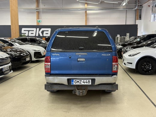 Toyota Hilux vaihtoauto
