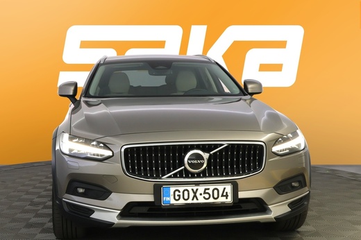 Volvo V90 Cross Country vaihtoauto