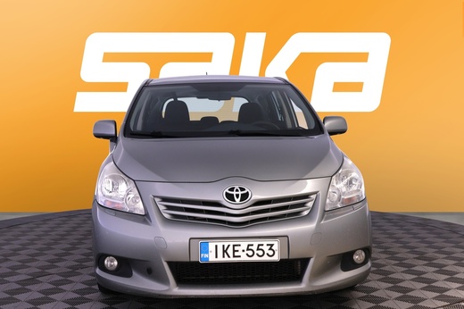 Toyota Verso vaihtoauto