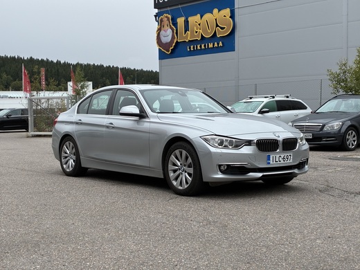 BMW 330 vaihtoauto