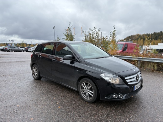 Mercedes-Benz B vaihtoauto