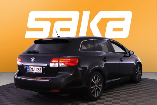 Toyota Avensis vaihtoauto