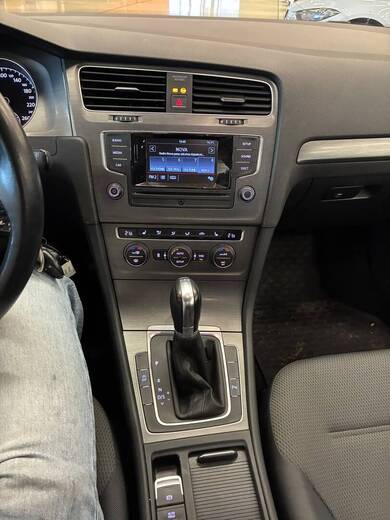 Volkswagen Golf vaihtoauto