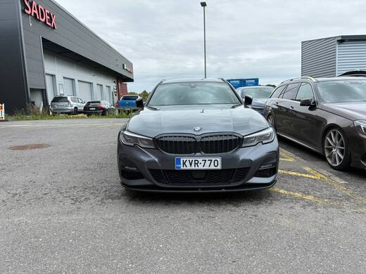 BMW 330 vaihtoauto