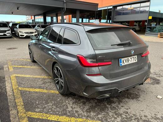 BMW 330 vaihtoauto