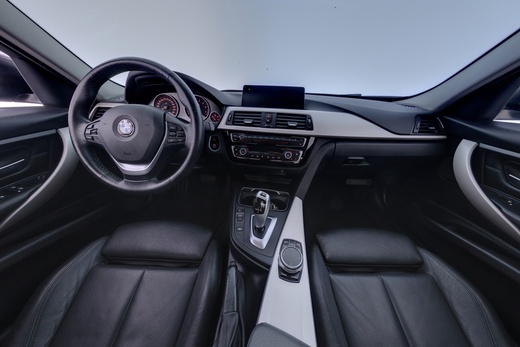 BMW 320 vaihtoauto