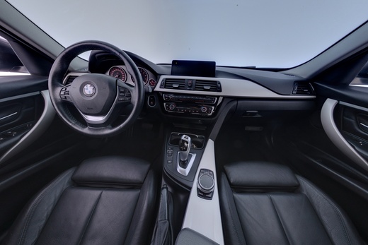 BMW 320 vaihtoauto