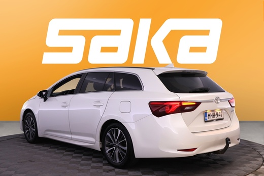 Toyota Avensis vaihtoauto