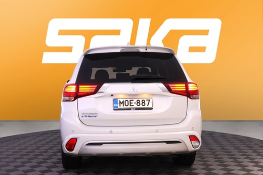 Mitsubishi Outlander PHEV vaihtoauto