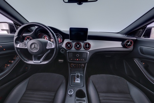Mercedes-Benz CLA vaihtoauto