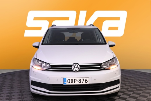 Volkswagen Touran vaihtoauto