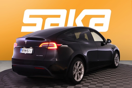 Tesla Model Y vaihtoauto