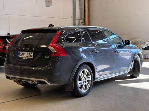 Volvo V60 Cross Country vaihtoauto
