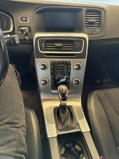 Volvo V60 Cross Country vaihtoauto