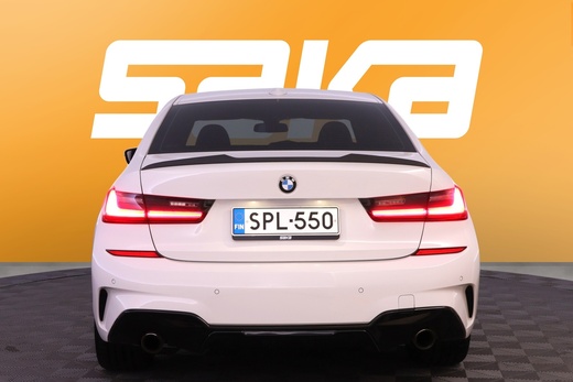 BMW 330 vaihtoauto