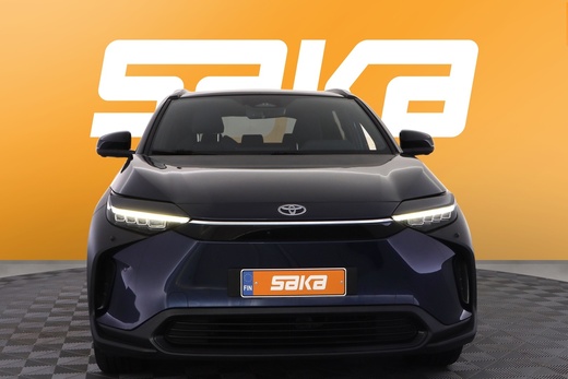 Toyota bZ4X vaihtoauto