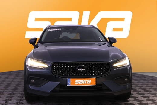 Volvo V60 Cross Country vaihtoauto