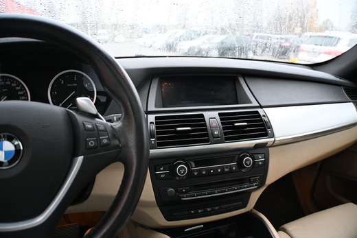 BMW X6 vaihtoauto