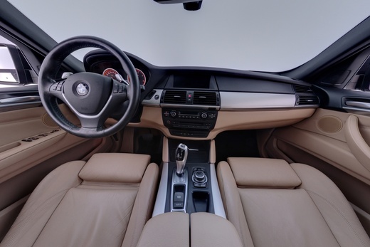BMW X6 vaihtoauto