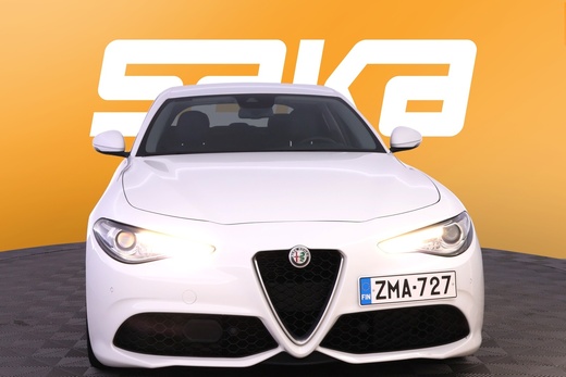 Alfa Romeo Giulia vaihtoauto
