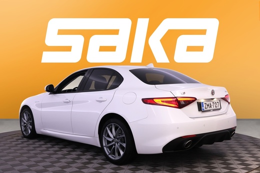 Alfa Romeo Giulia vaihtoauto