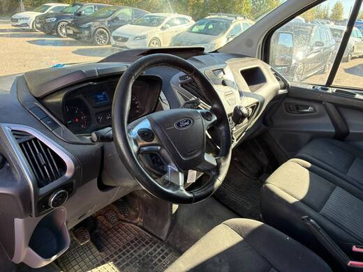 Ford Transit Custom vaihtoauto