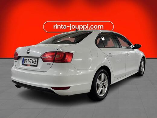 Volkswagen Jetta vaihtoauto