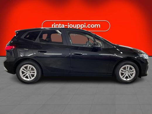 BMW 225 vaihtoauto