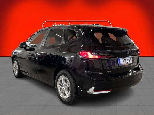 BMW 225 vaihtoauto