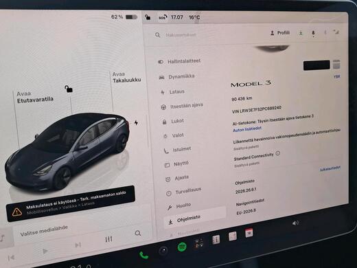 Tesla Model 3 vaihtoauto