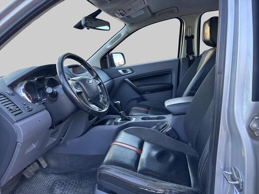 Ford Ranger vaihtoauto