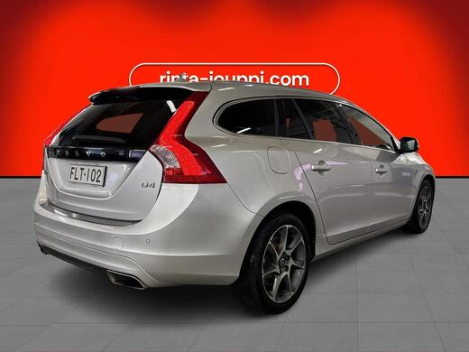 Volvo V60 vaihtoauto