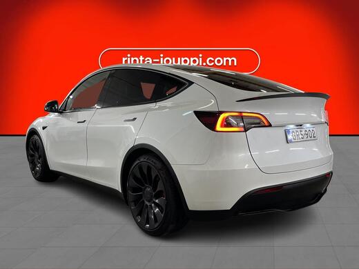Tesla Model Y vaihtoauto