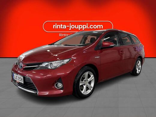 Toyota Auris vaihtoauto