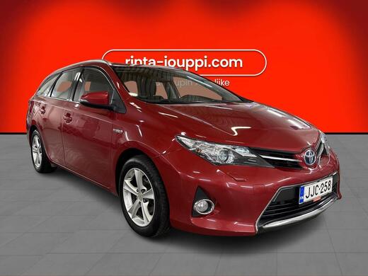 Toyota Auris vaihtoauto