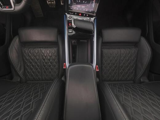 Audi Q8 e-tron vaihtoauto
