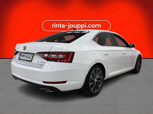 Skoda Superb vaihtoauto