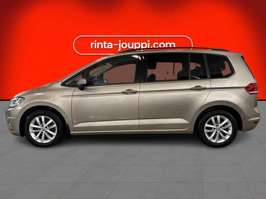 Volkswagen Touran vaihtoauto