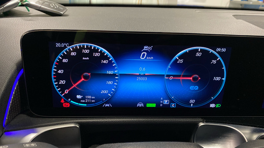 Mercedes-Benz EQB vaihtoauto