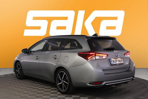 Toyota Auris vaihtoauto