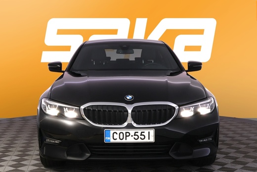 BMW 320 vaihtoauto