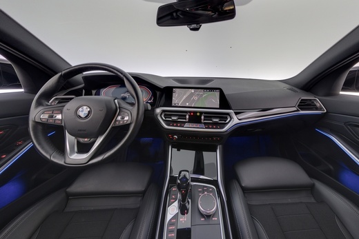 BMW 320 vaihtoauto