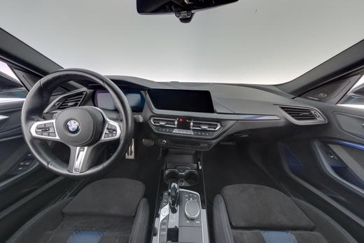 BMW M235i vaihtoauto